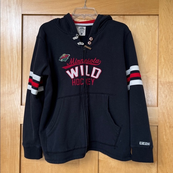 CCM Black Minnesota Wild hockey full zip up Hoodie women’s 2XL fits like L to XL - Picture 1 of 8